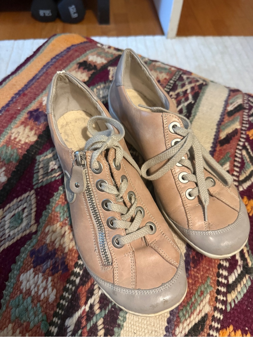 Remonte Sneakers Women's Casual Leather Lace-Up Sneaker in Blush and Gray Size 8